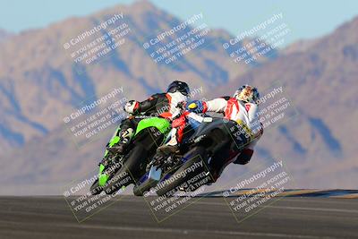 media/Dec-04-2022-CVMA (Sun) [[e38ca9e4fc]]/Race 12 500 Supersport-350 Supersport/